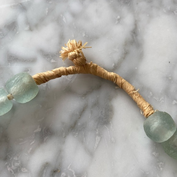 BOHEMIAN TRANSLUCENT GREEN GLASS BEADED NECKLACE - Picture 2 of 3